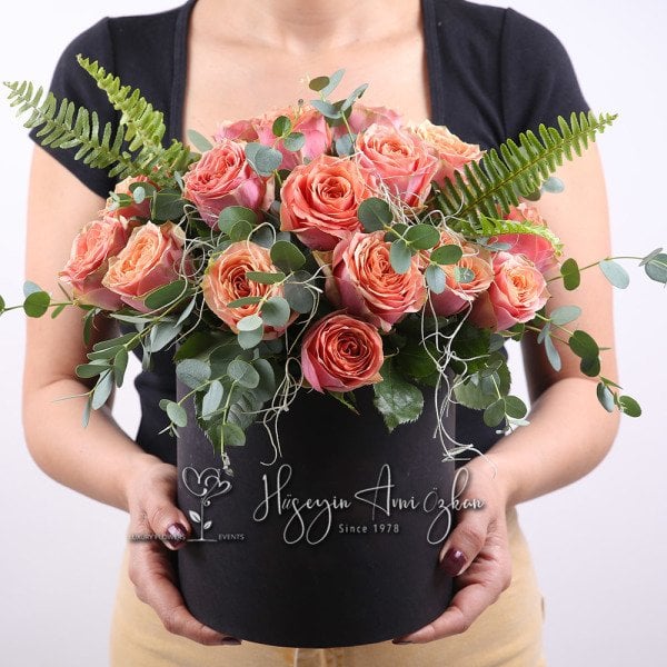 Kahala Roses Box