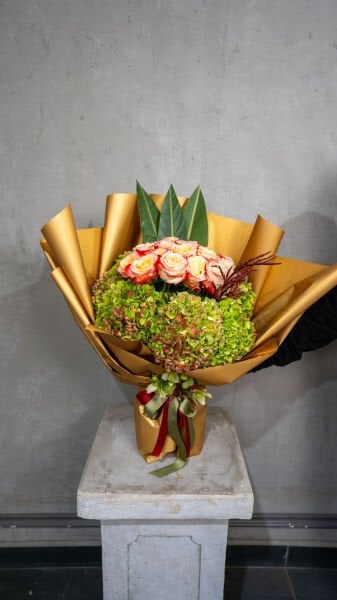 Rose & Hydrangea Elegance